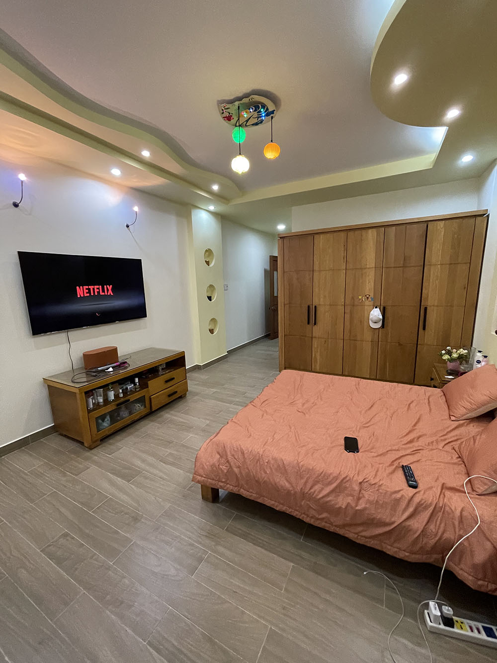 Bán nhà Ngô Thị Thu Minh, Quận Tân Bình NHÀ PHỐ VƯỜN tuyệt đẹp 3lầu (4mx24m) nở hậu hẻm ôtô khu VIP